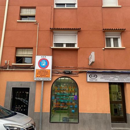 Habitaciones En Apartamento Compartido De Pozuelo de Alarcón Dış mekan fotoğraf