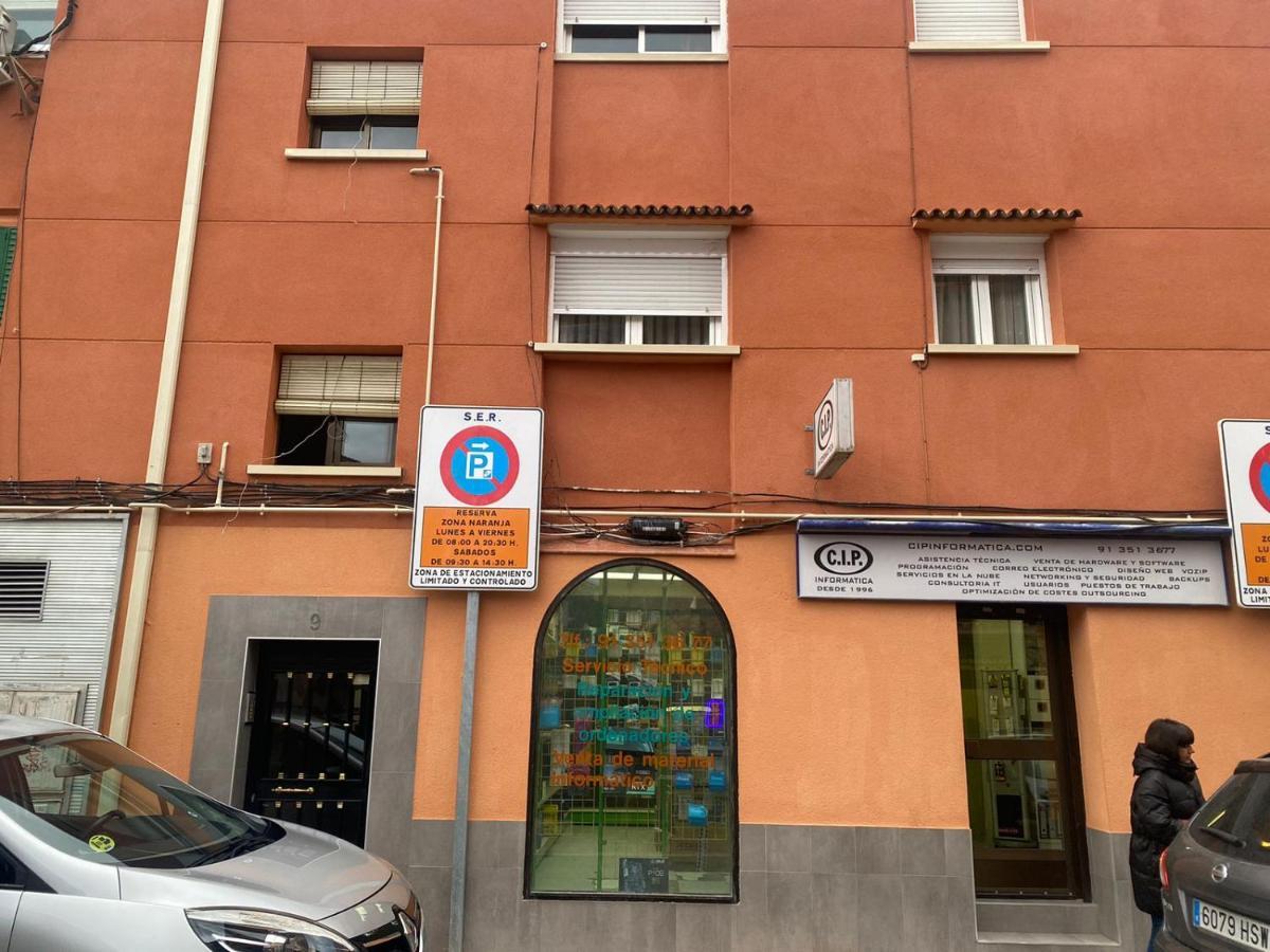 Habitaciones En Apartamento Compartido De Pozuelo de Alarcón Dış mekan fotoğraf