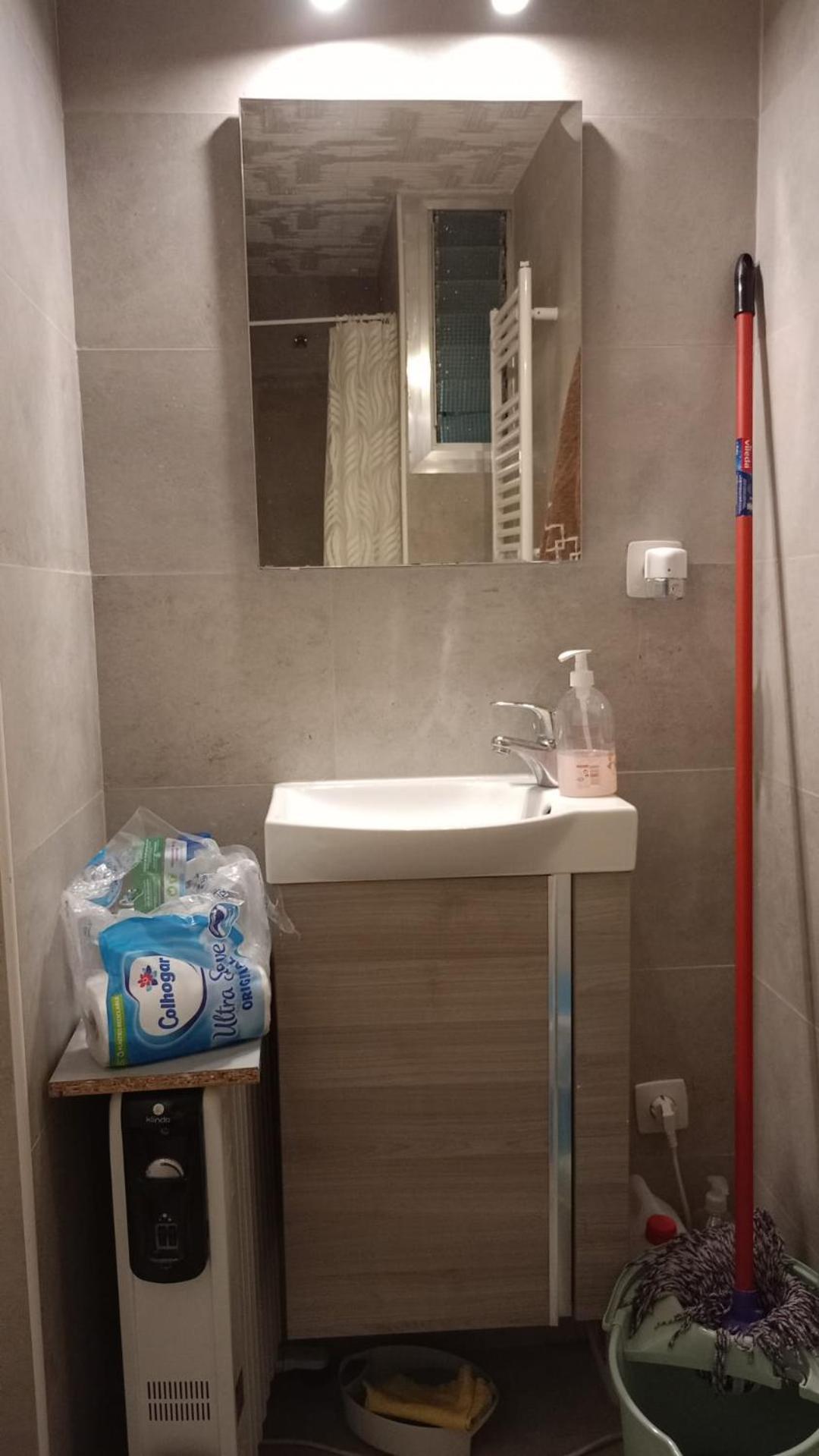 Habitaciones En Apartamento Compartido De Pozuelo de Alarcón Dış mekan fotoğraf